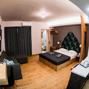 https://glam-boutique-apartments-thessaloniki-heart.hotels-of-thessaloniki.com
